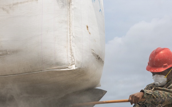 MWSS-172 trains in airfield damage repair