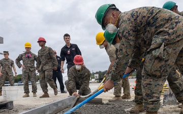 MWSS-172 trains in airfield damage repair