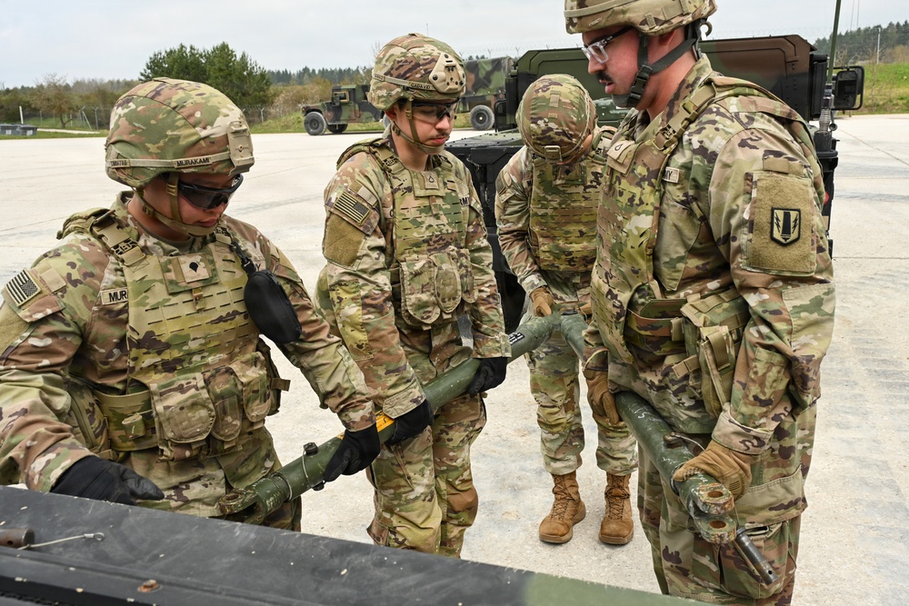 232nd Signal Company working on fundamentals