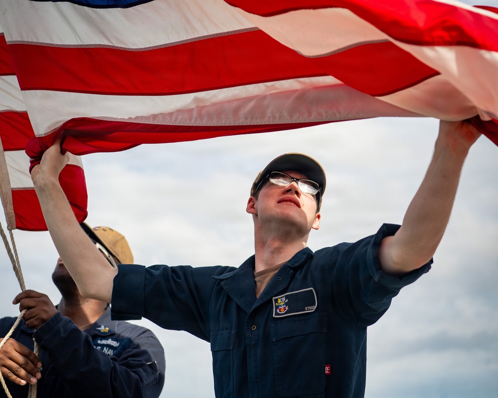 USS Gridley Departs Panama City
