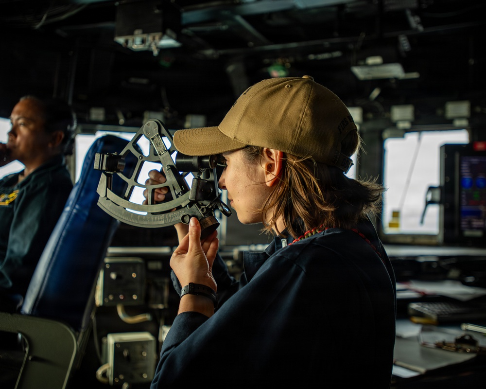 CSG 11/Ecuadorian Navy Photo Exercise