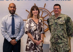 Kirstin Riesbeck, director, information technology planning and policy, visits Navy Recruiting Command [Image 1 of 8]