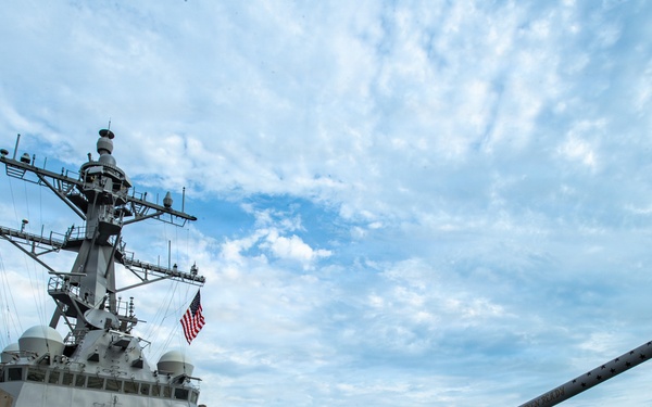 CSG 11/Ecuadorian Navy Photo Exercise