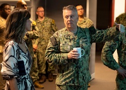 Kirstin Riesbeck, director, information technology planning and policy, visits Navy Recruiting Command [Image 7 of 8]