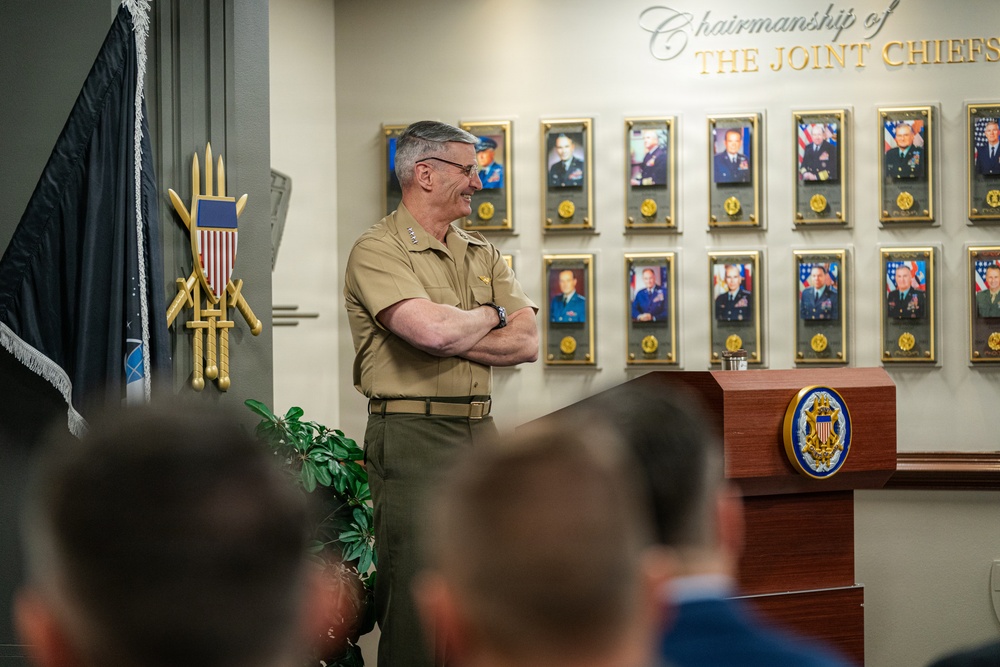 VCJCS addresses USAWC Class of 2026