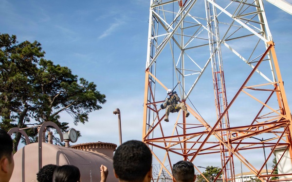 1SIG BDE Signal Month: 1st Signal Brigade conduct Mast System Tower Training at Camp Humphreys.