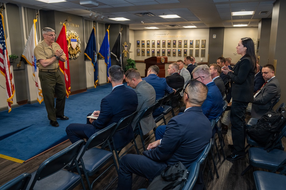 VCJCS addresses USAWC Class of 2026