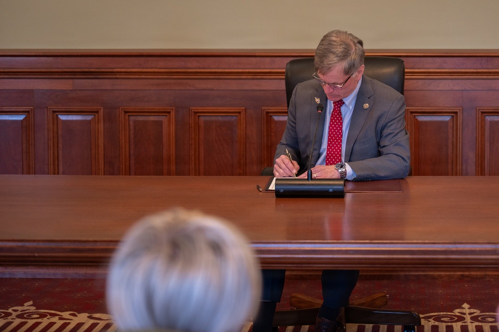 Wyoming Governor Proclaims April as the Month of the Military Child