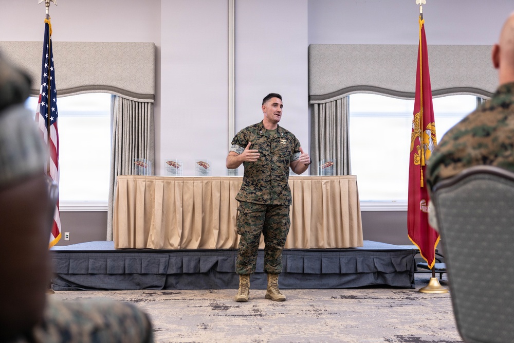 The Marine Corps Aviation Association hosts banquet for 2nd MAW award nominees