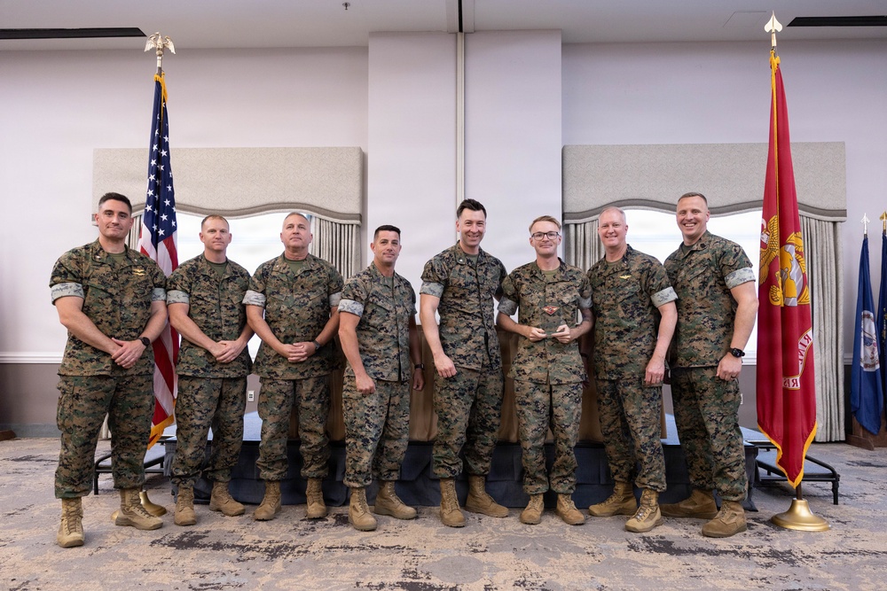 The Marine Corps Aviation Association hosts banquet for 2nd MAW award nominees