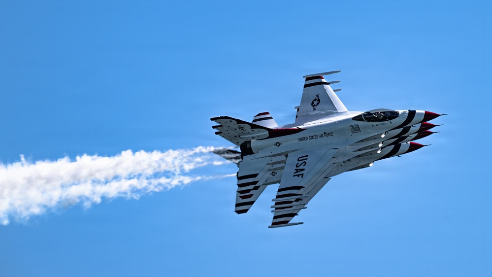 Gulf Coast Salute Air Show 2026