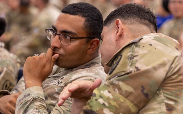 Military Intelligence soldiers participate in MI week