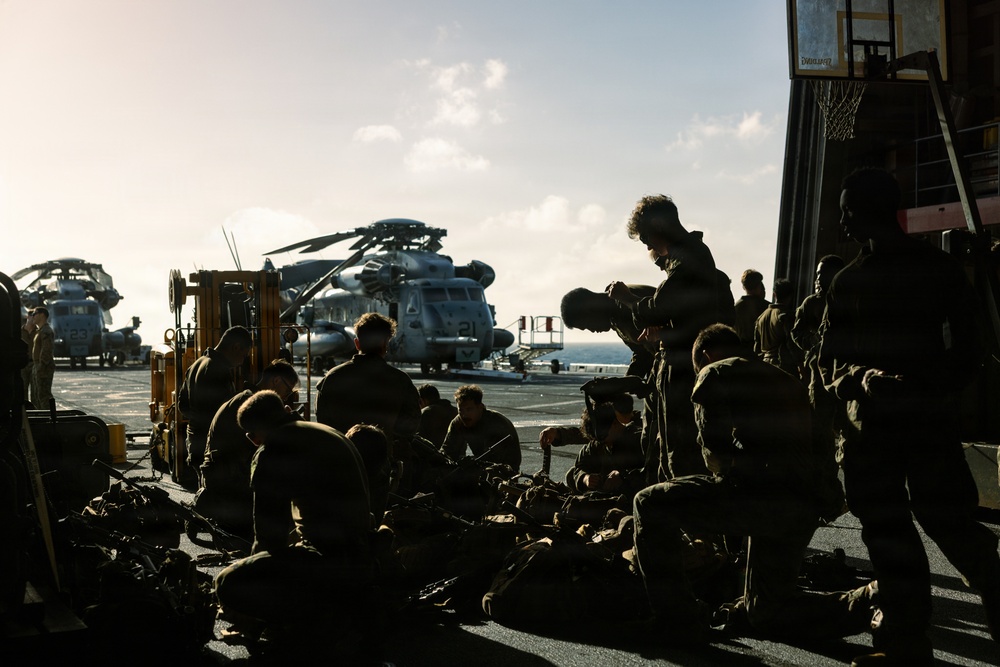 22nd MEU (SOC) | Lima Co. BLT 3/6 Deck Shoot Aboard USS San Antonio