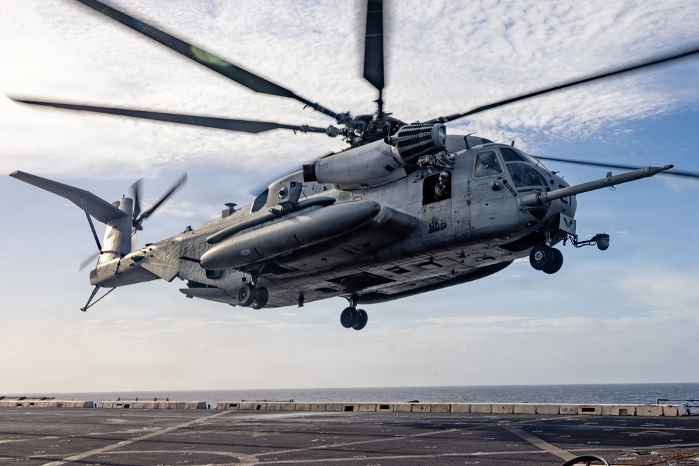 22nd MEU (SOC) | VMM-263 (REIN) CH-53E Flight Operations Aboard USS San Antonio