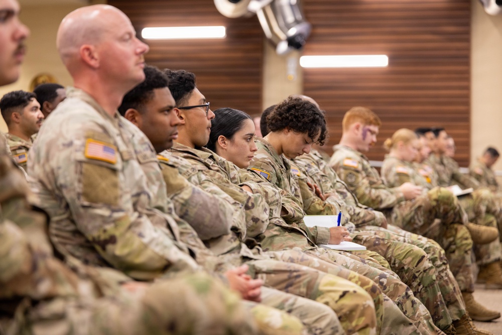 Military Intelligence soldiers participate in MI week