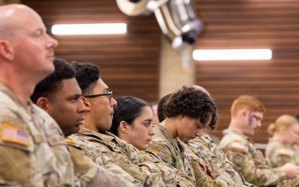 Military Intelligence soldiers participate in MI week