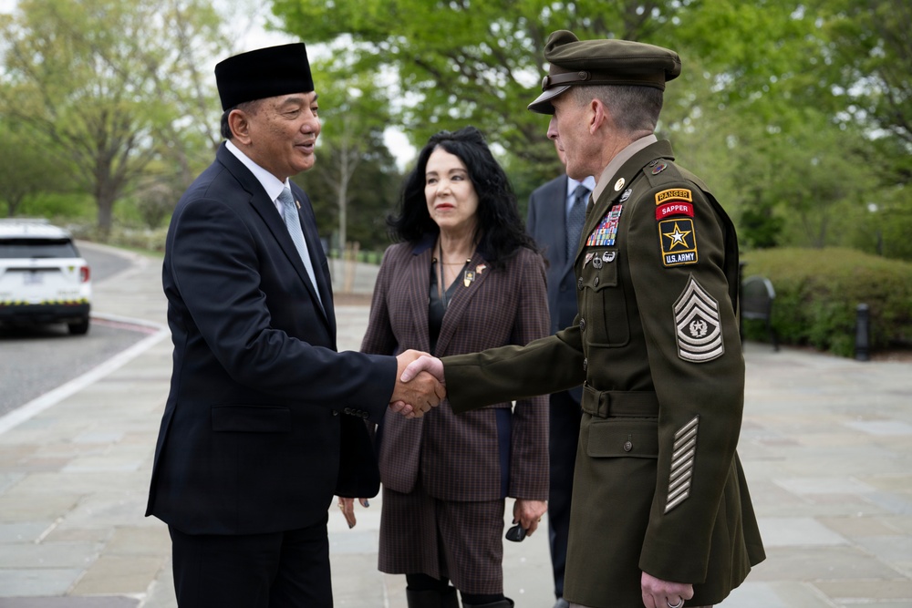 Indonesian Minister of Defense Sjafrie Sjamsoeddin Visits ANC