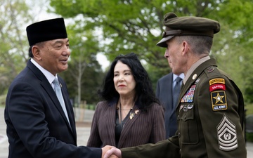 Indonesian Minister of Defense Sjafrie Sjamsoeddin Visits ANC