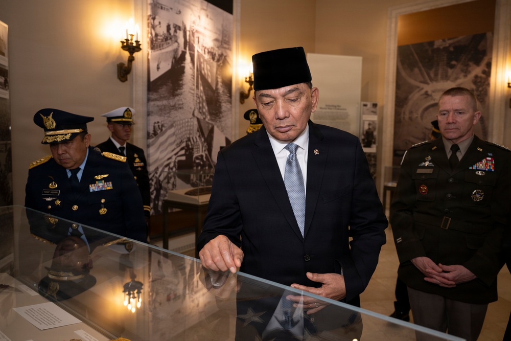 Indonesian Minister of Defense Sjafrie Sjamsoeddin Visits ANC