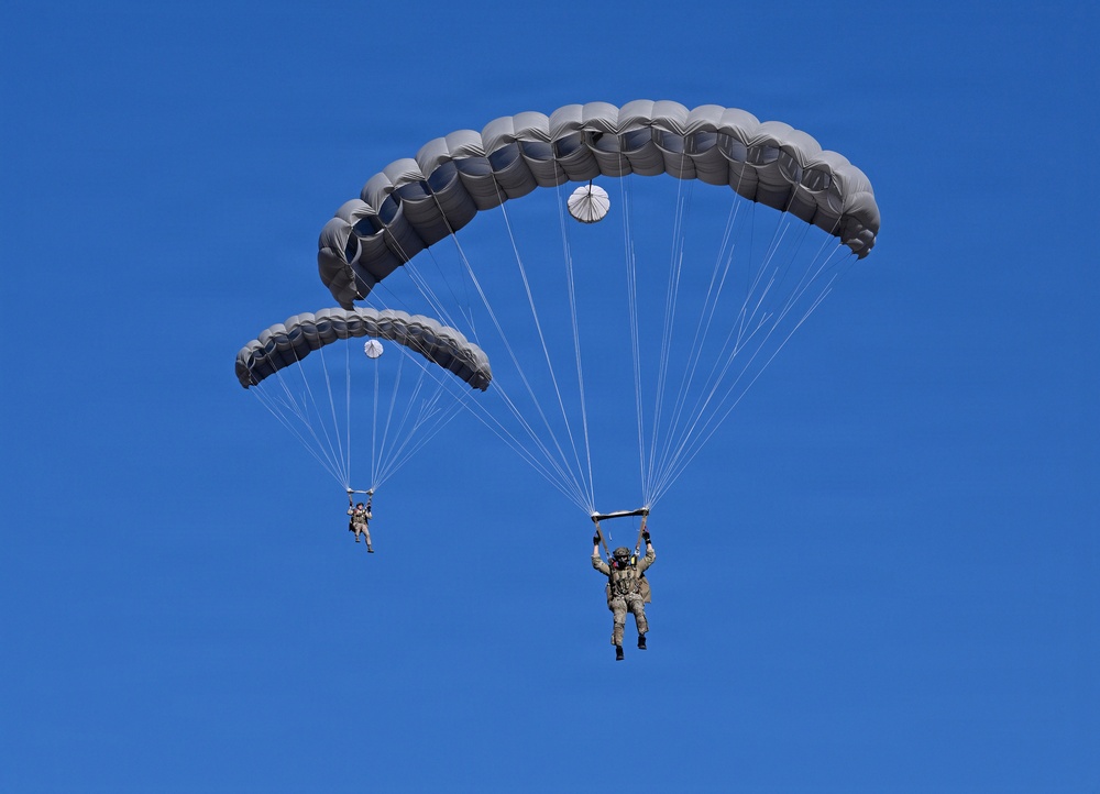 Military Free Fall Jumpmaster Course