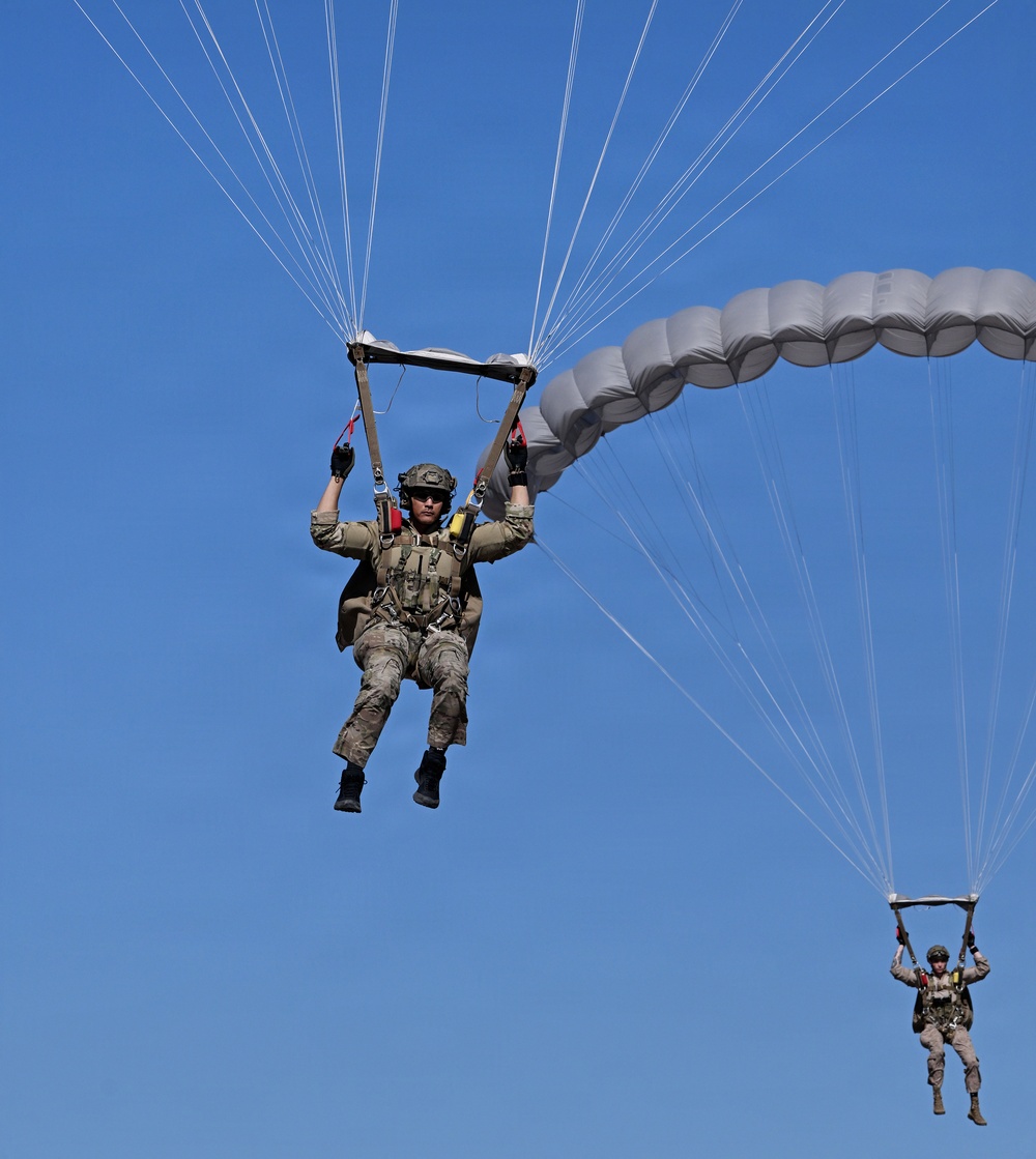 Military Free Fall Jumpmaster Course