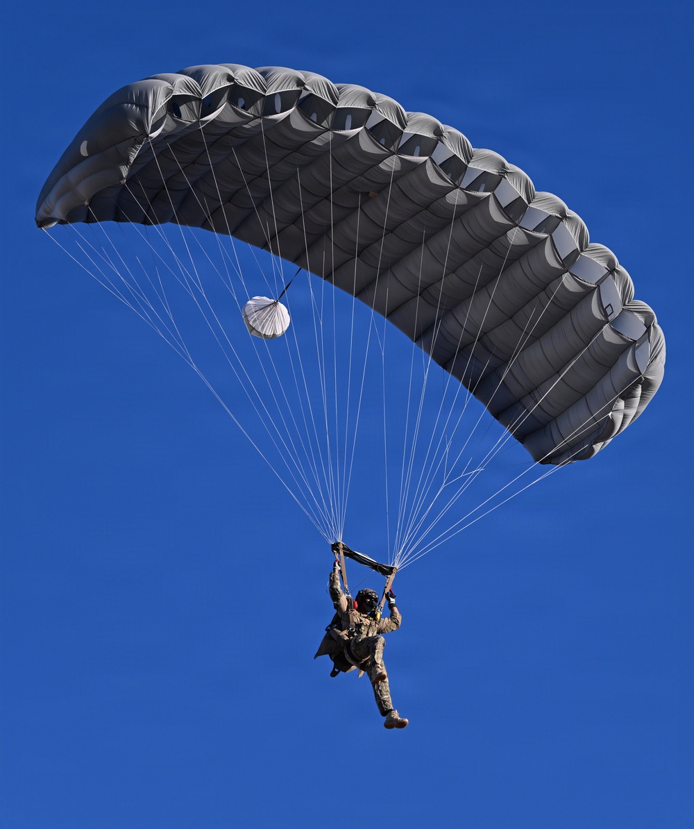 Military Free Fall Jumpmaster Training