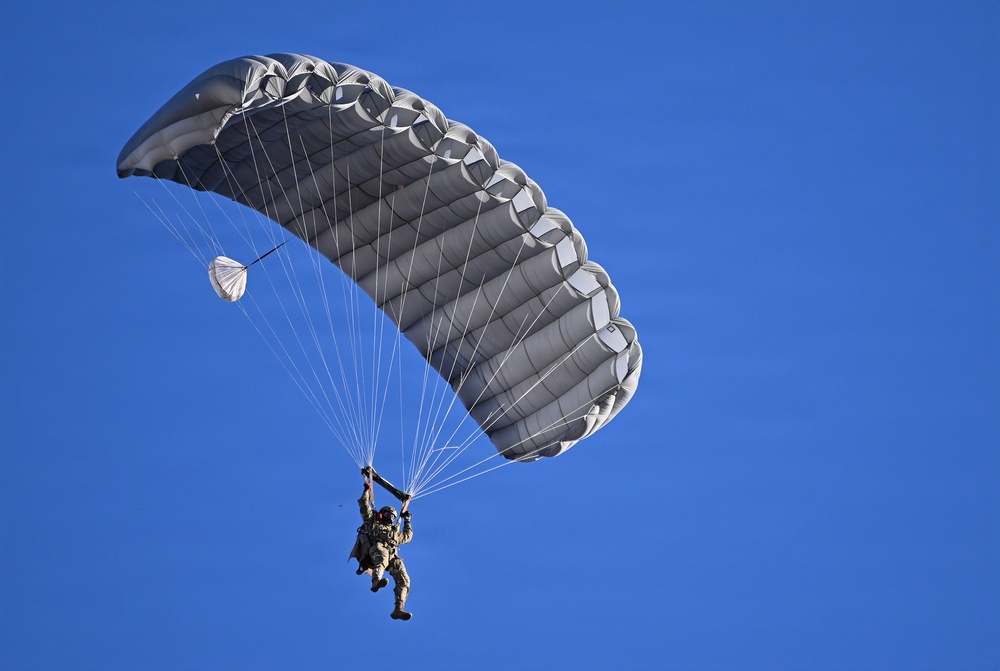 Military Free Fall Jumpmaster Training