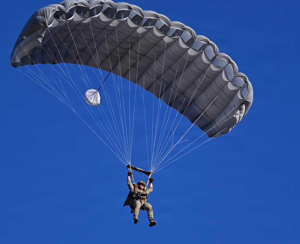 Military Free Fall Jumpmaster Training