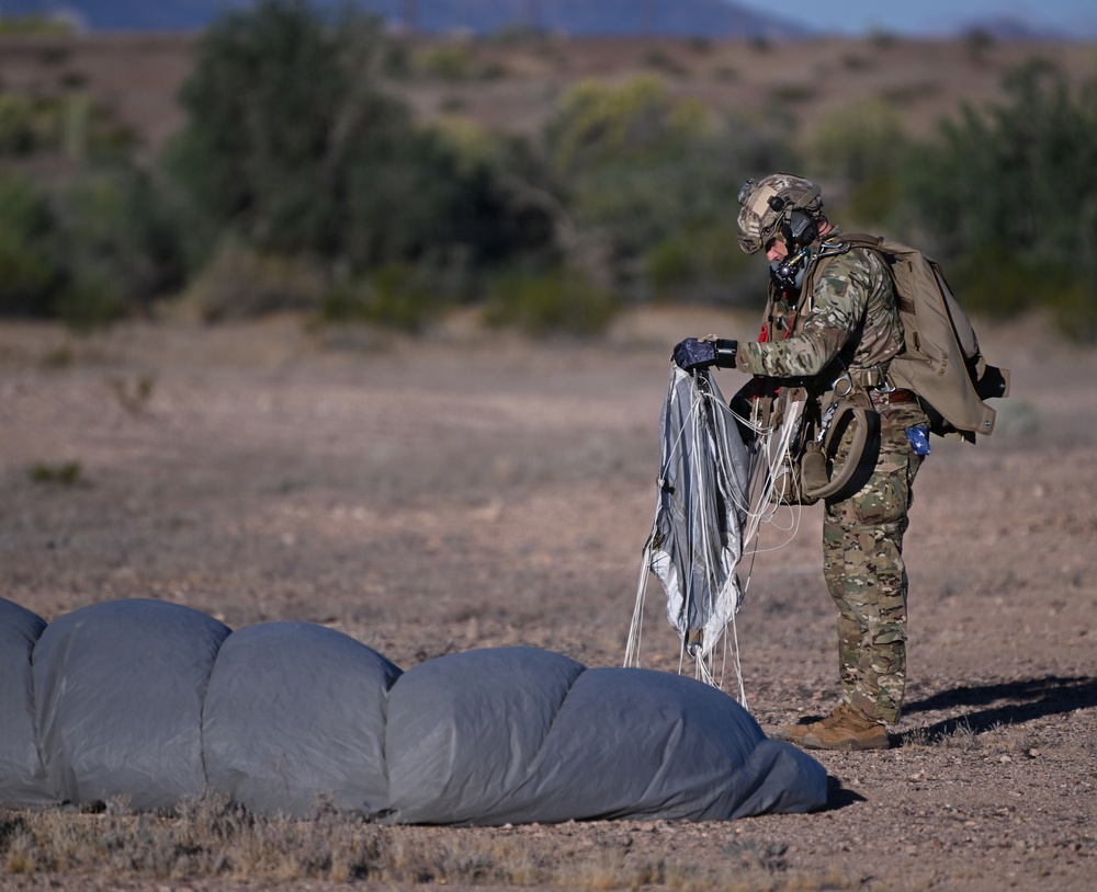 Military Free Fall Jumpmaster Training
