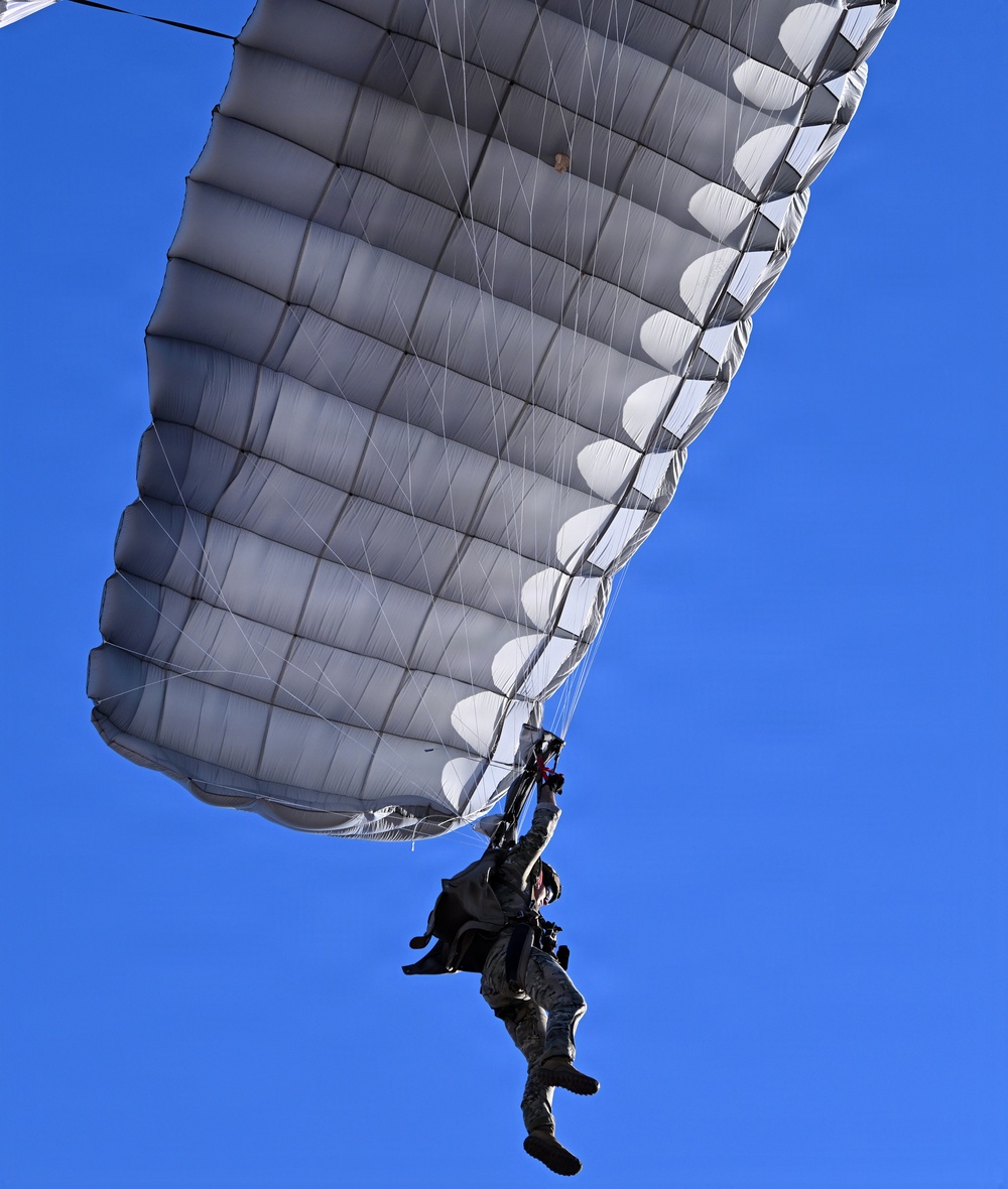 Military Free Fall Jumpmaster Training
