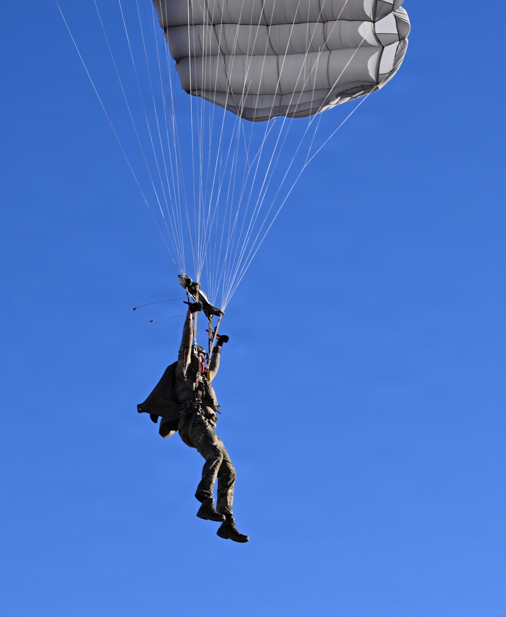 Military Free Fall Jumpmaster Training