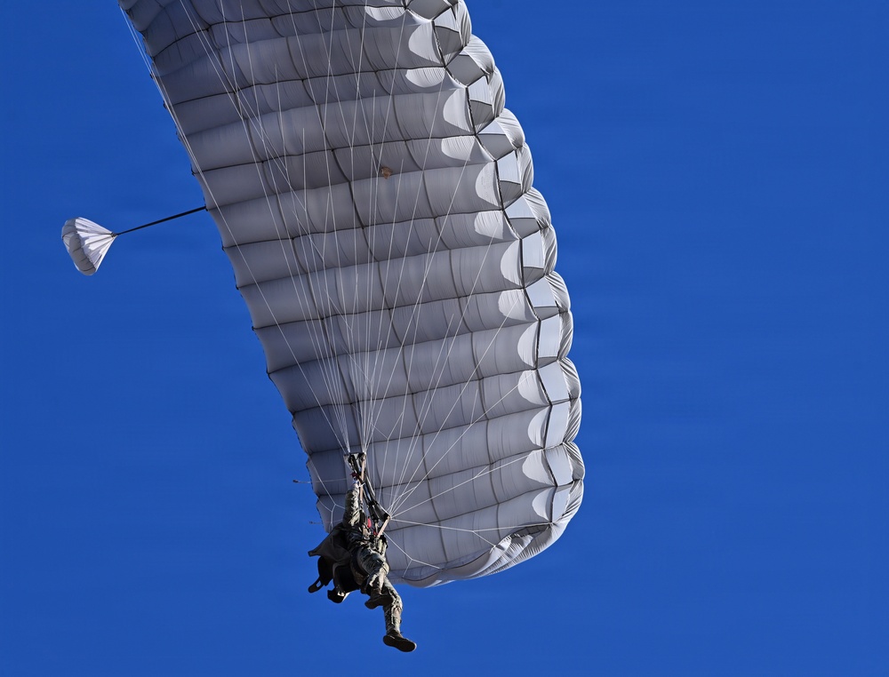 Military Free Fall Jumpmaster Training