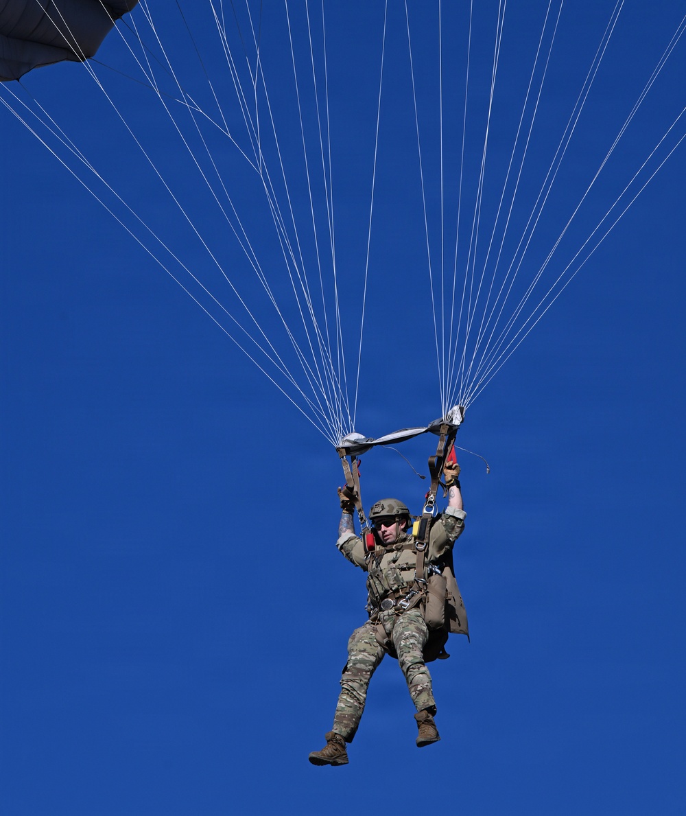Military Free Fall Jumpmaster Training