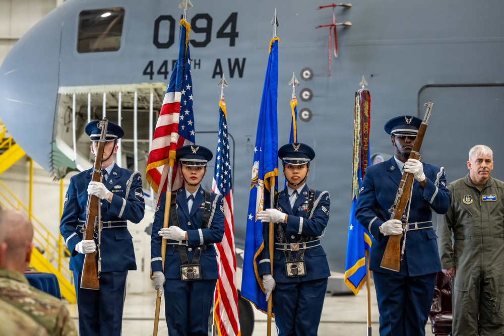 445th Airlift Wing welcomes new command chief