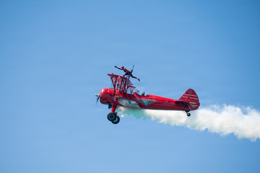 Thunderbirds Soar Over the Emerald Coast