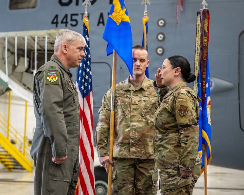 445th Airlift Wing welcomes new command chief