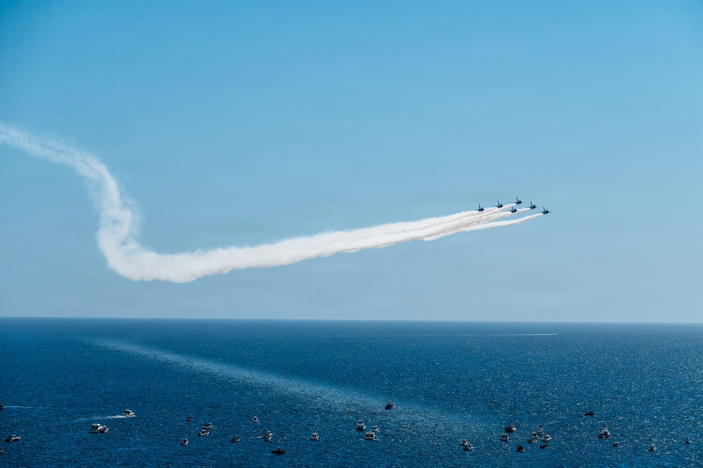 Thunderbirds Soar Over the Emerald Coast