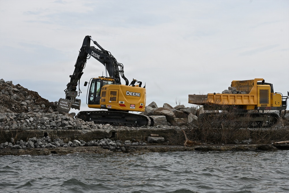 Repairs Resume on Great Sodus East Breakwater for 2026