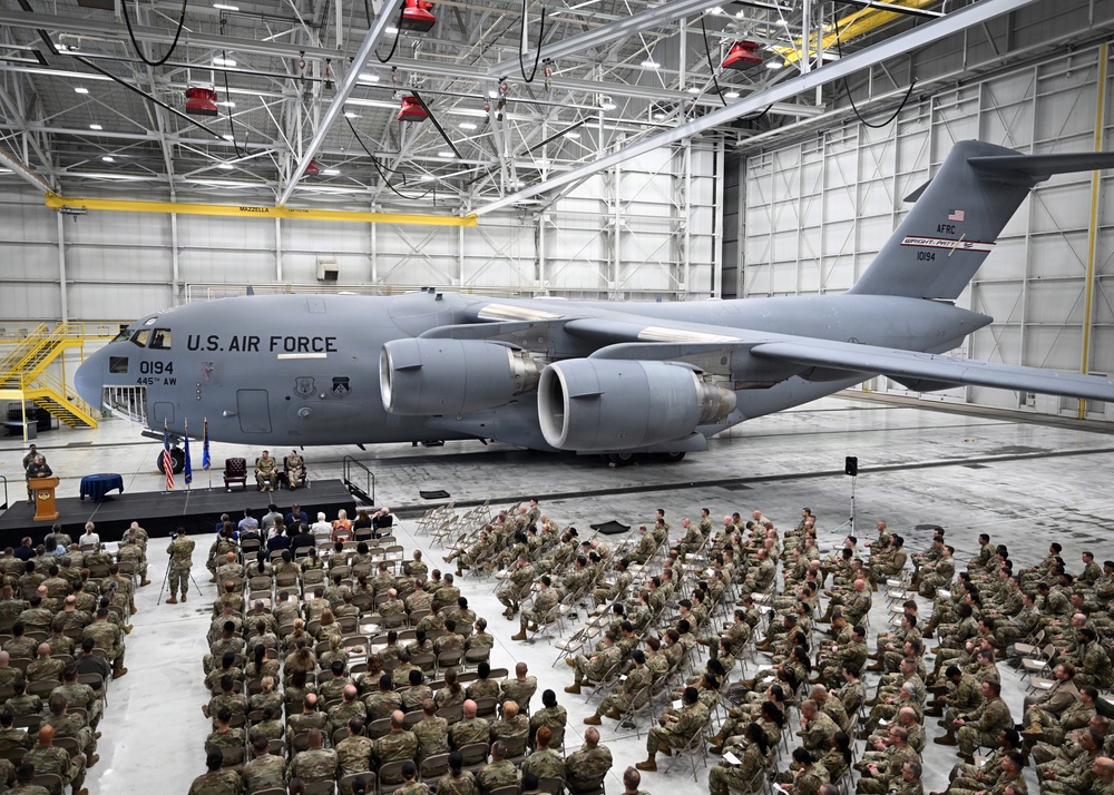 445th Airlift Wing welcomes new command chief