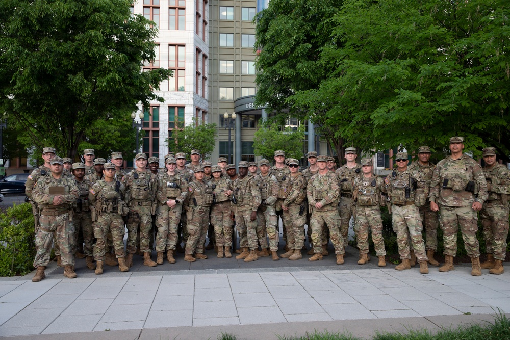 Georgia State Command Sgt. Maj. visits JTF-DC Soldiers