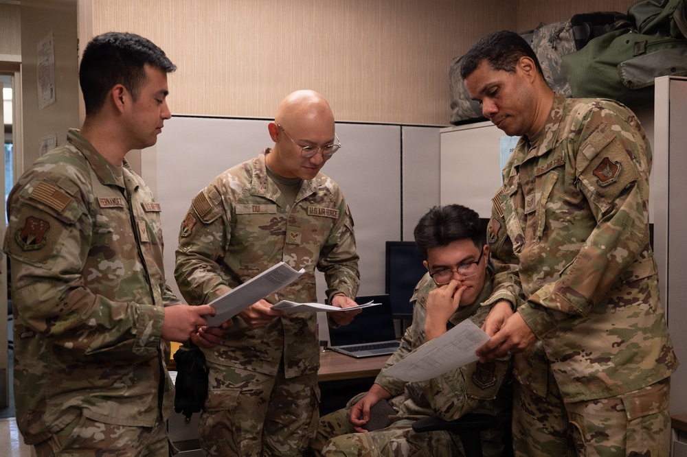 624th APS strengthens global mobility readiness through air transportation training
