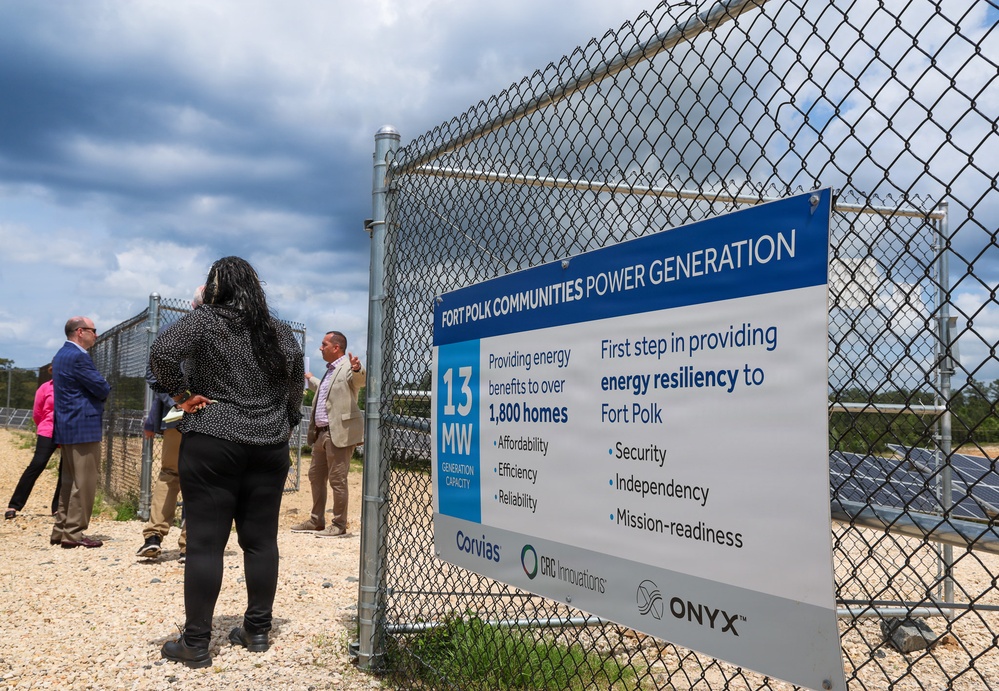 Gillis visit highlights Fort Polk’s push for barracks modernization, quality of life, energy resilience