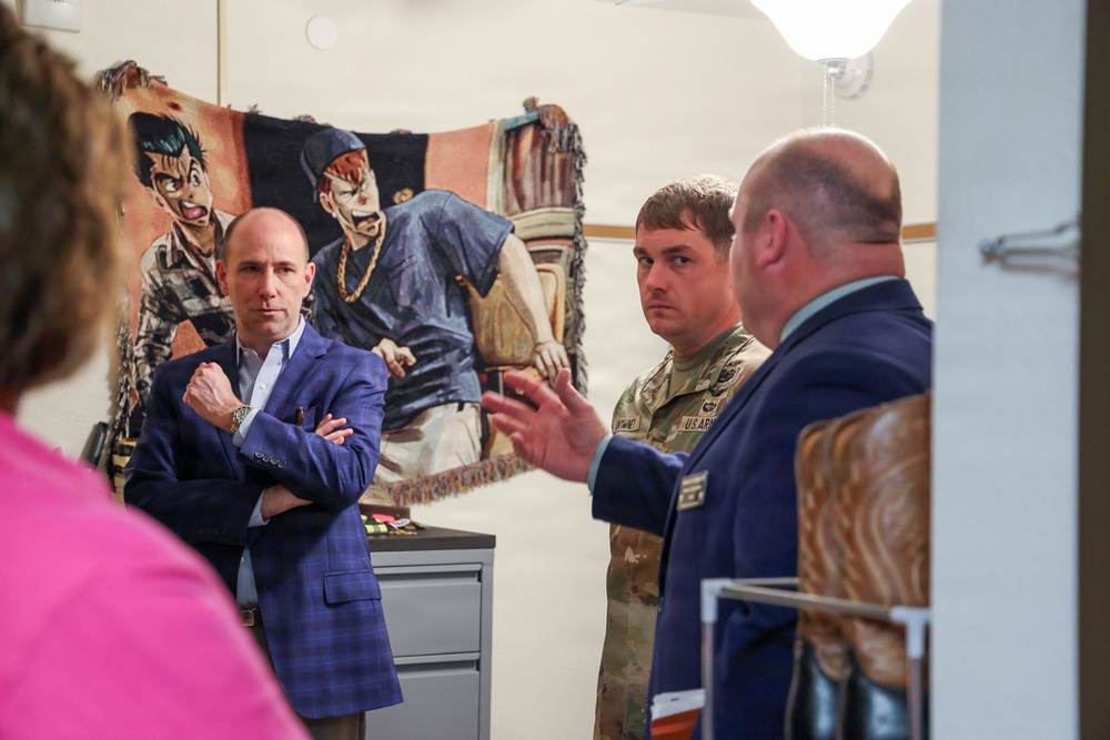 Gillis visit highlights Fort Polk’s push for barracks modernization, quality of life, energy resilience