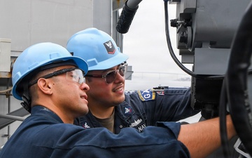 USS Carl Vinson (CVN 70) conducts routine operations