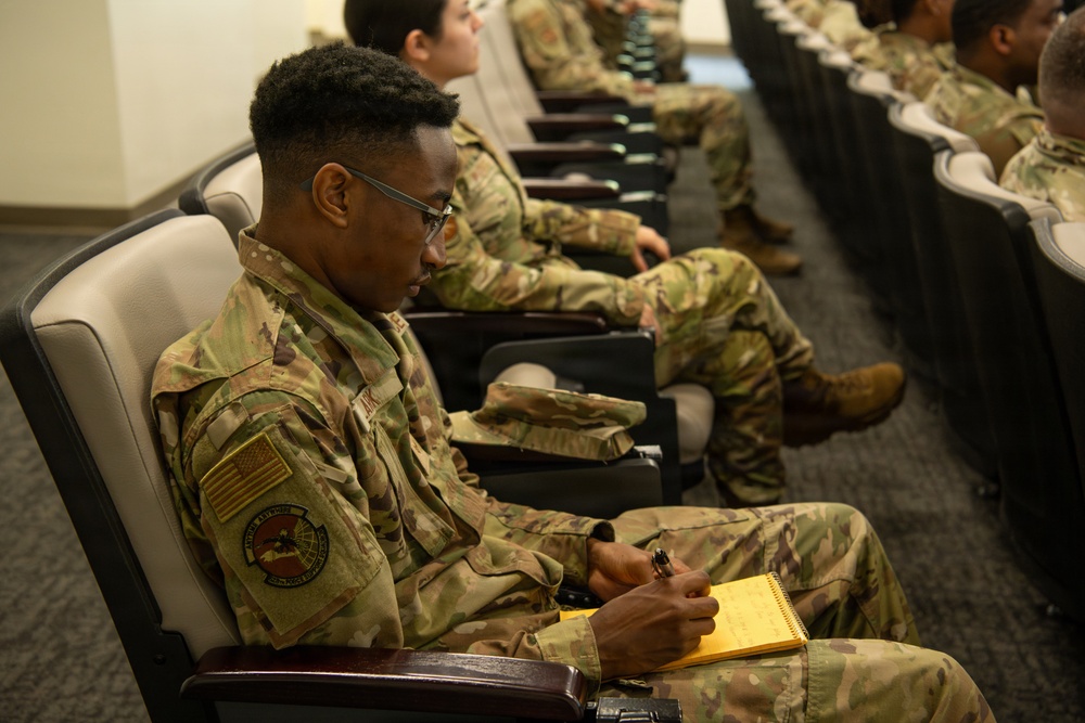 Be the leader they’ll never forget: MTIs and MTLs recruit at Joint Base Charleston