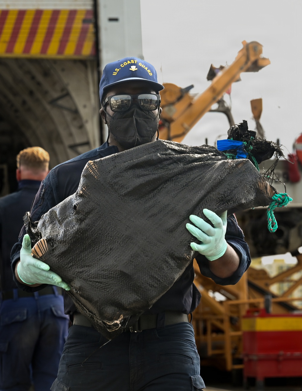 Coast Guard offloads enough cocaine to kill more than 1.4 million Americans