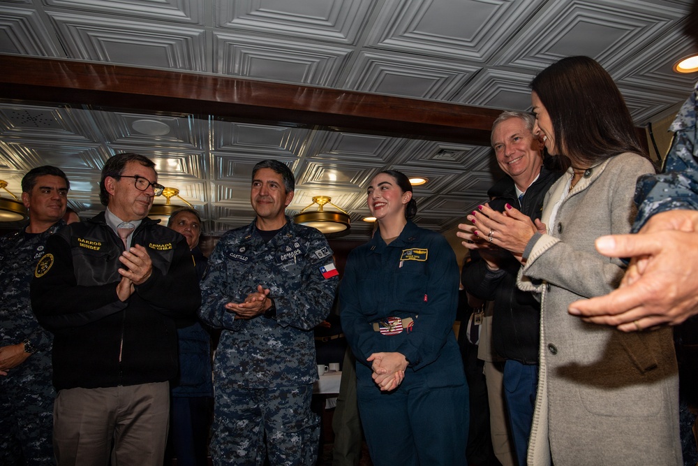 Chilean Delegation Visits USS Nimitz