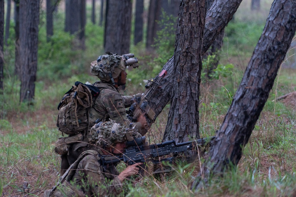 101st "Rakkasans" Soldiers Assault an Urban Training Village at JRTC