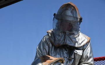 USS Carl Vinson (CVN 70) conducts routine operations