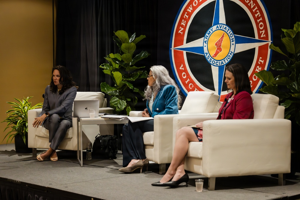 DVIDS - Images - Army Aviation Spouses Discuss Resilience in Careers at ...